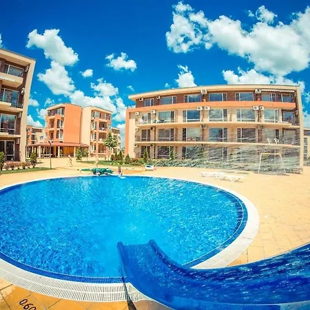 Private & Orchid Golf Club Apartment *